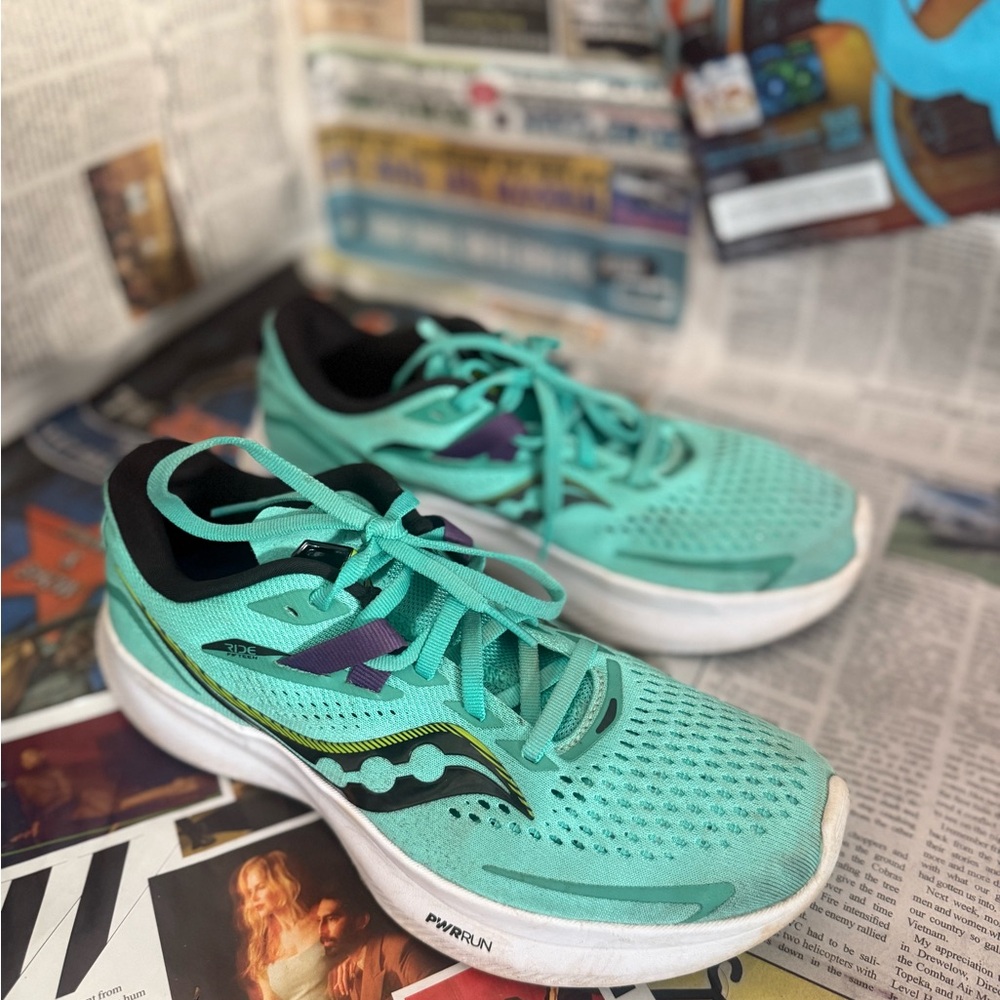 Saucony Women's Aqua and Purple Athletic Shoes